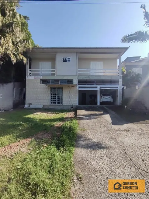 Foto 1 de Casa com 2 Quartos à venda, 214m² em São Luiz, Criciúma