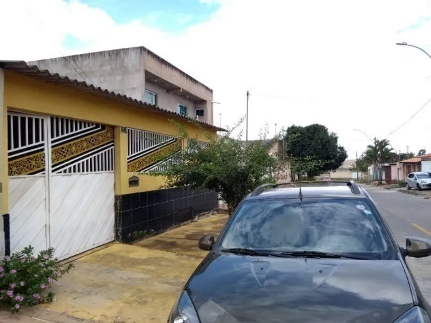 Foto 1 de Casa com 3 Quartos à venda, 180m² em Setor Residencial Leste, Brasília