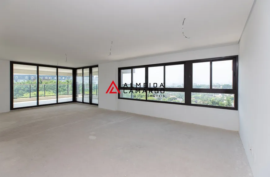 Foto 1 de Apartamento com 3 Quartos à venda, 230m² em Cidade Jardim, São Paulo