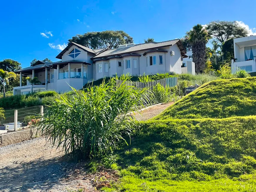 Foto 1 de Casa de Condomínio com 4 Quartos à venda, 390m² em Condominio Jardim das Palmeiras, Bragança Paulista