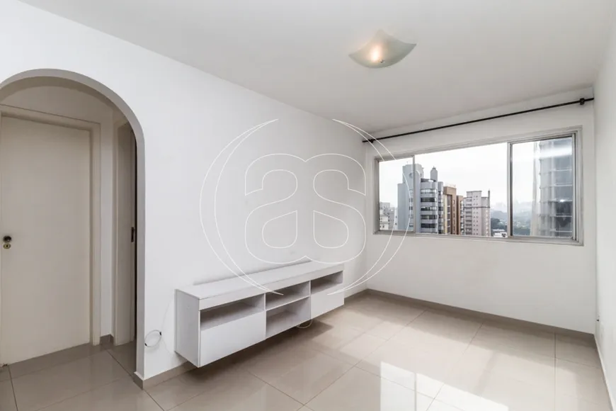 Foto 1 de Apartamento com 1 Quarto para alugar, 49m² em Moema, São Paulo