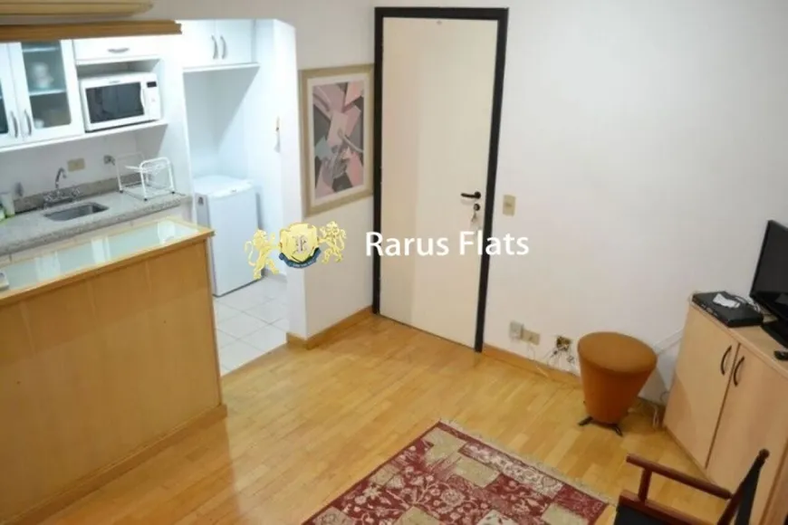 Foto 1 de Flat com 1 Quarto à venda, 43m² em Vila Olímpia, São Paulo