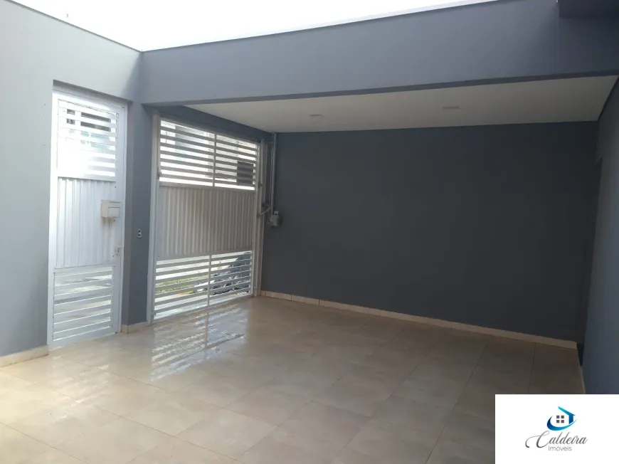 Foto 1 de Casa com 2 Quartos à venda, 99m² em Parque Residencial Sabiás, Indaiatuba