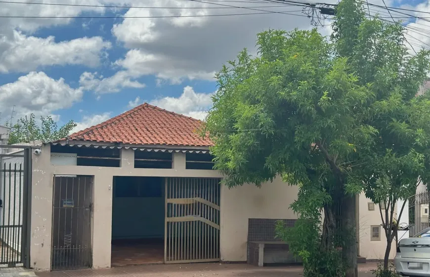 Foto 1 de Casa com 3 Quartos à venda, 231m² em Jardim das Estações - Vila Xavier, Araraquara