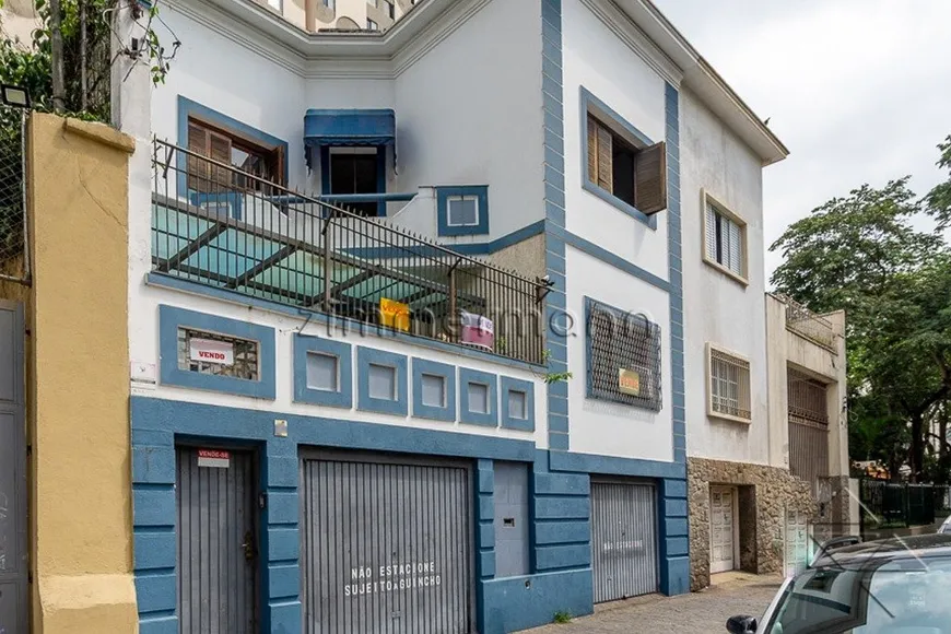Foto 1 de Casa com 4 Quartos à venda, 267m² em Santa Cecília, São Paulo