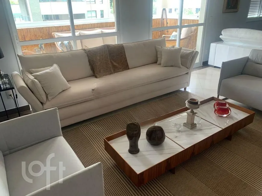 Foto 1 de Apartamento com 4 Quartos à venda, 201m² em Vila Andrade, São Paulo