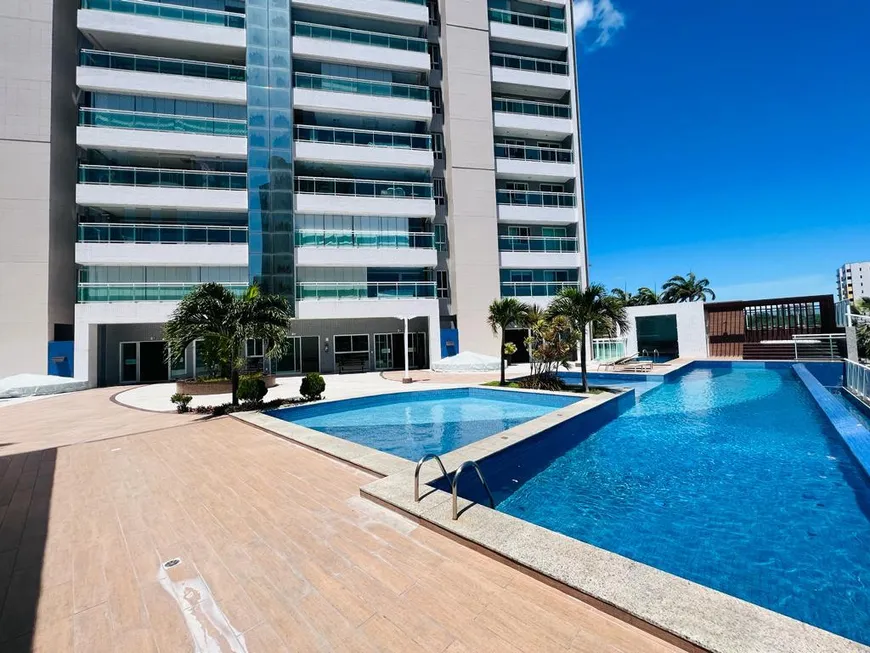 Foto 1 de Apartamento com 4 Quartos à venda, 177m² em Guararapes, Fortaleza