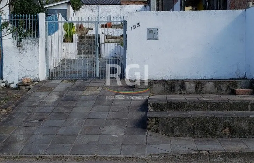 Foto 1 de Lote/Terreno à venda, 1m² em Vila Jardim, Porto Alegre