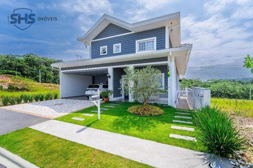 Foto 1 de Casa de Condomínio com 3 Quartos à venda, 420m² em Ponta Aguda, Blumenau