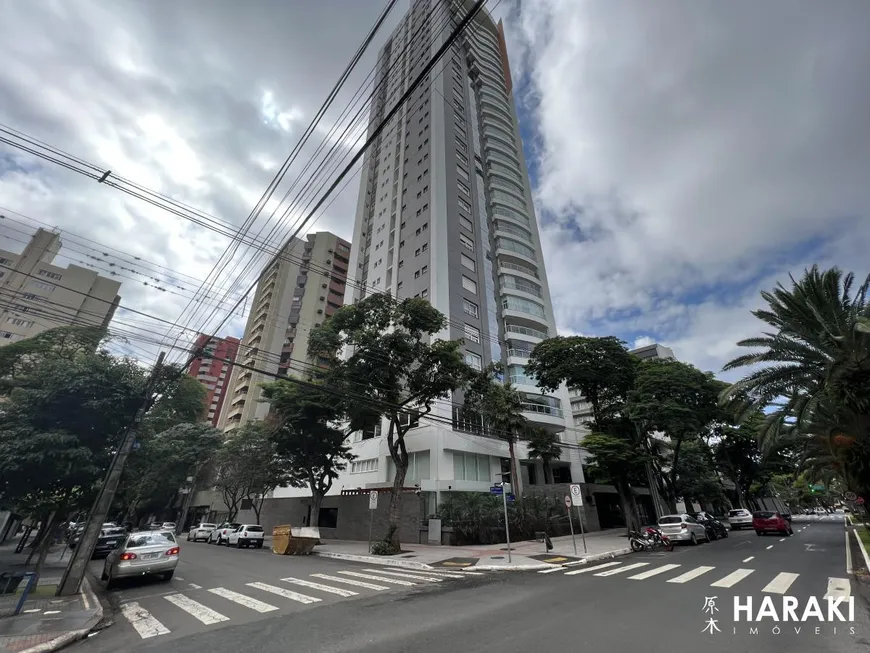 Foto 1 de Apartamento com 4 Quartos à venda, 340m² em Zona 01, Maringá