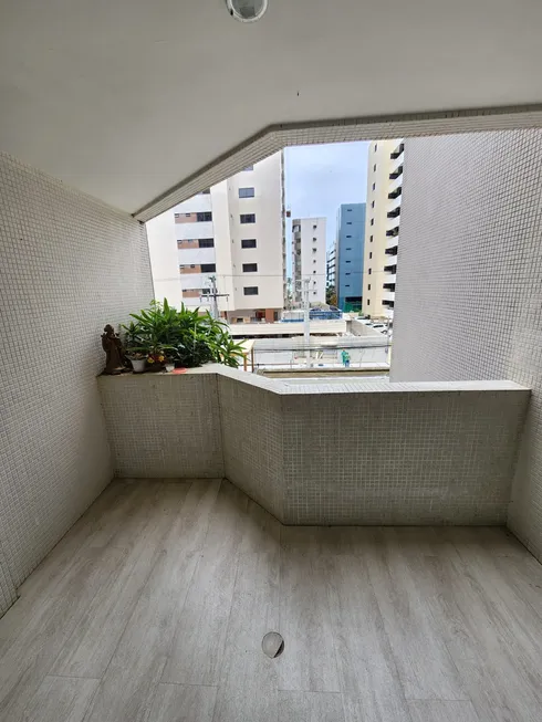 Foto 1 de Apartamento com 3 Quartos à venda, 150m² em Ponta Verde, Maceió