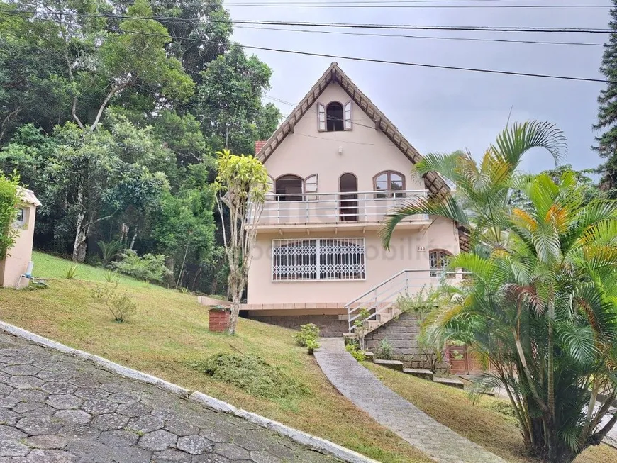 Foto 1 de Casa de Condomínio com 4 Quartos à venda, 286m² em Sambaqui, Florianópolis