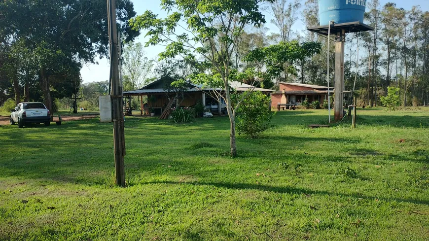 Foto 1 de Fazenda/Sítio com 3 Quartos à venda, 100m² em Zona Rural, Naviraí