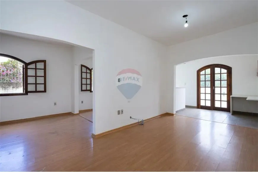 Foto 1 de Casa com 4 Quartos à venda, 350m² em Butantã, São Paulo