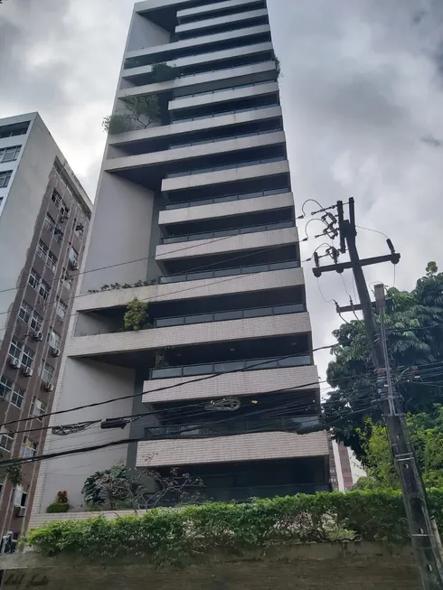 Foto 1 de Apartamento com 4 Quartos à venda, 225m² em Aflitos, Recife