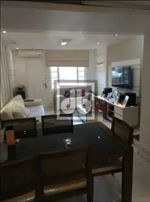 Foto 1 de Casa de Condomínio com 4 Quartos à venda, 140m² em Recreio Dos Bandeirantes, Rio de Janeiro