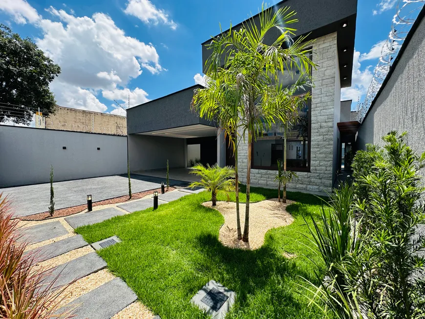 Foto 1 de Casa com 3 Quartos à venda, 185m² em Setor Tres Marias I, Goiânia