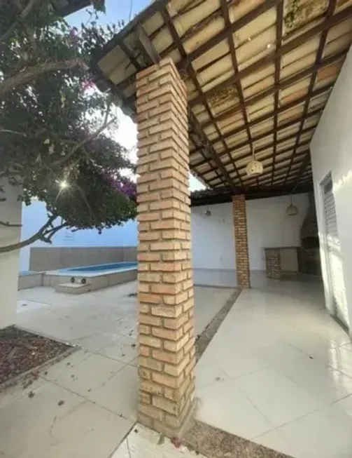 Foto 1 de Casa com 2 Quartos à venda, 180m² em Castanheira, Belém