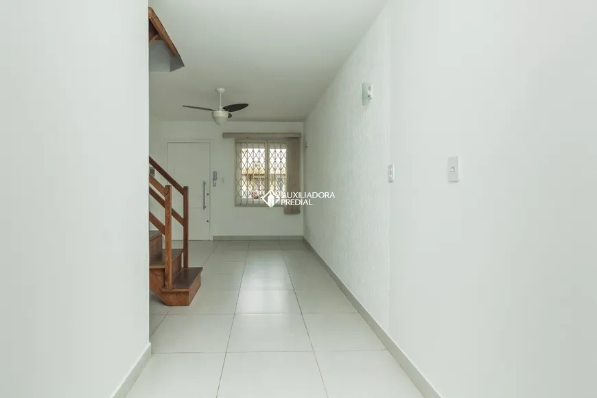 Foto 1 de Casa de Condomínio com 2 Quartos à venda, 79m² em Protásio Alves, Porto Alegre