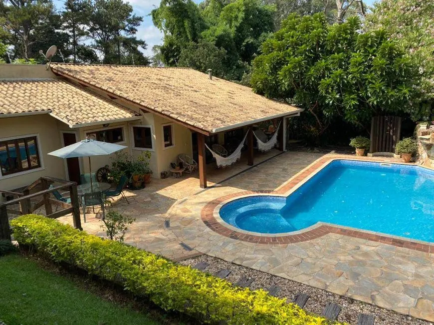 Foto 1 de Casa com 5 Quartos à venda, 455m² em Granja Viana, Carapicuíba