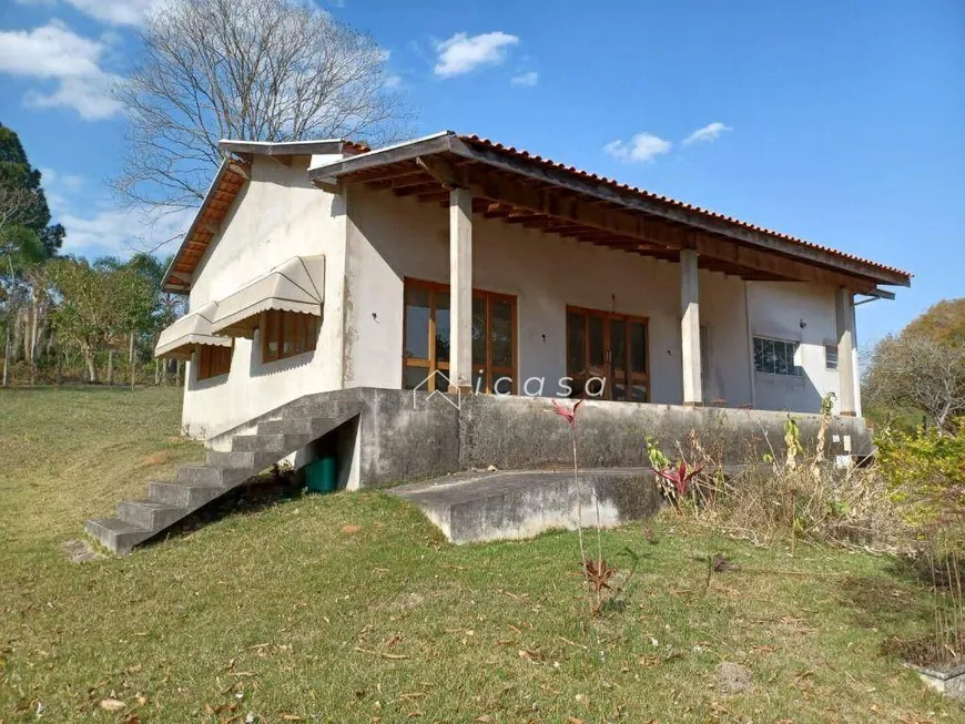 Foto 1 de Fazenda/Sítio com 2 Quartos à venda, 240m² em Chácara Santa Rita, Caçapava