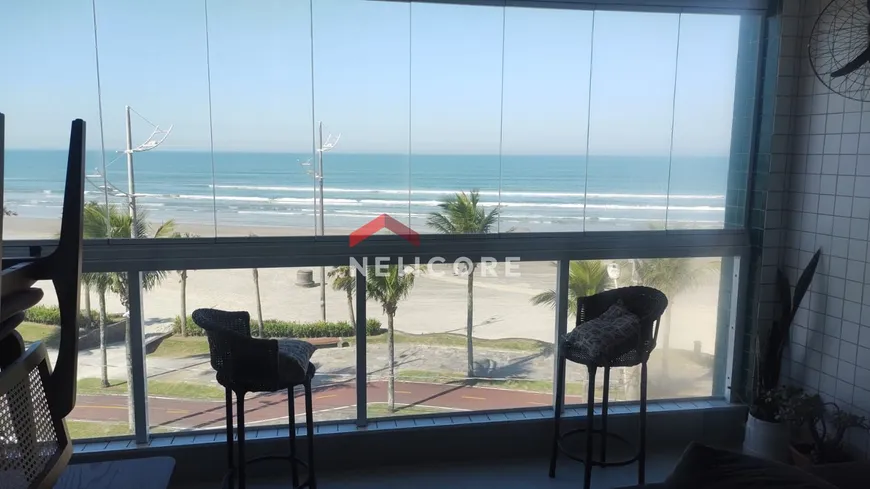 Foto 1 de Apartamento com 2 Quartos à venda, 63m² em Solemar, Praia Grande