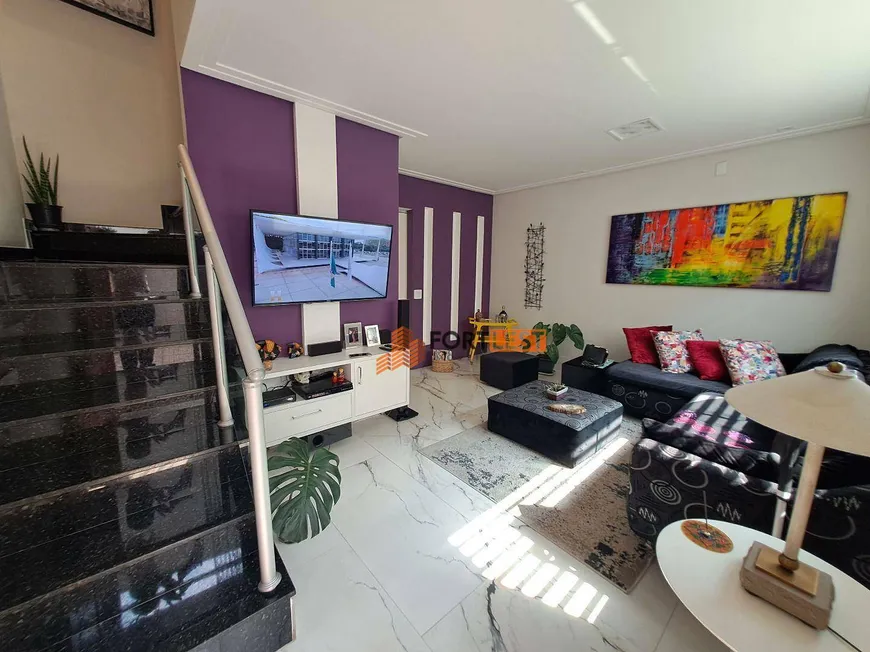 Foto 1 de Casa de Condomínio com 3 Quartos à venda, 102m² em Vila Carrão, São Paulo