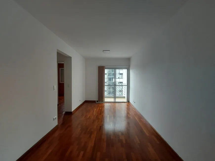 Foto 1 de Apartamento com 2 Quartos para alugar, 64m² em Indianópolis, São Paulo