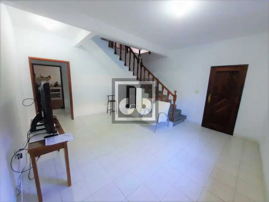 Foto 1 de Casa de Condomínio com 3 Quartos à venda, 288m² em Taquara, Rio de Janeiro