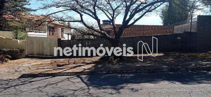 Foto 1 de Lote/Terreno à venda, 470m² em Mangabeiras, Belo Horizonte