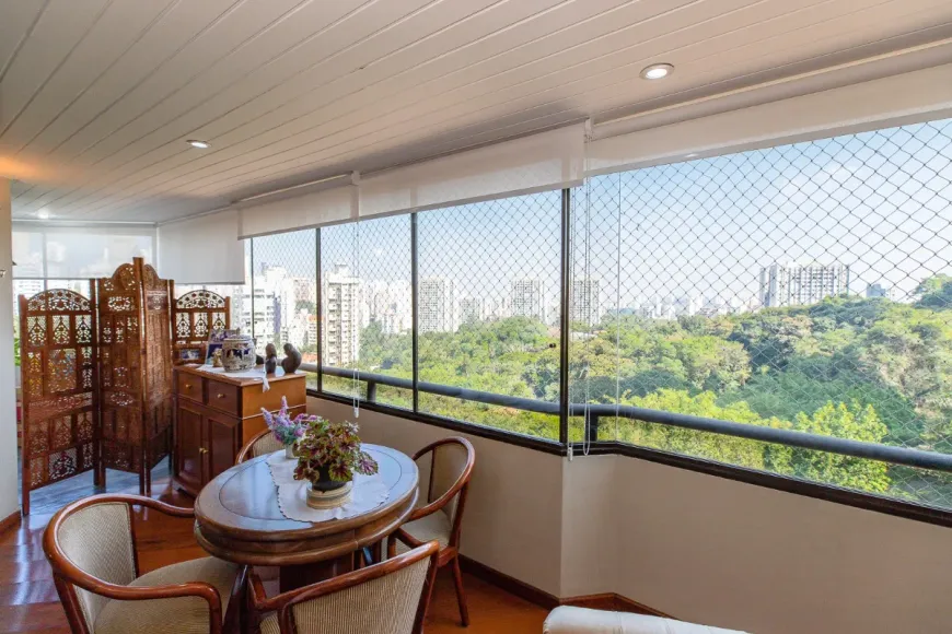 Foto 1 de Apartamento com 3 Quartos à venda, 147m² em Paraisópolis, São Paulo