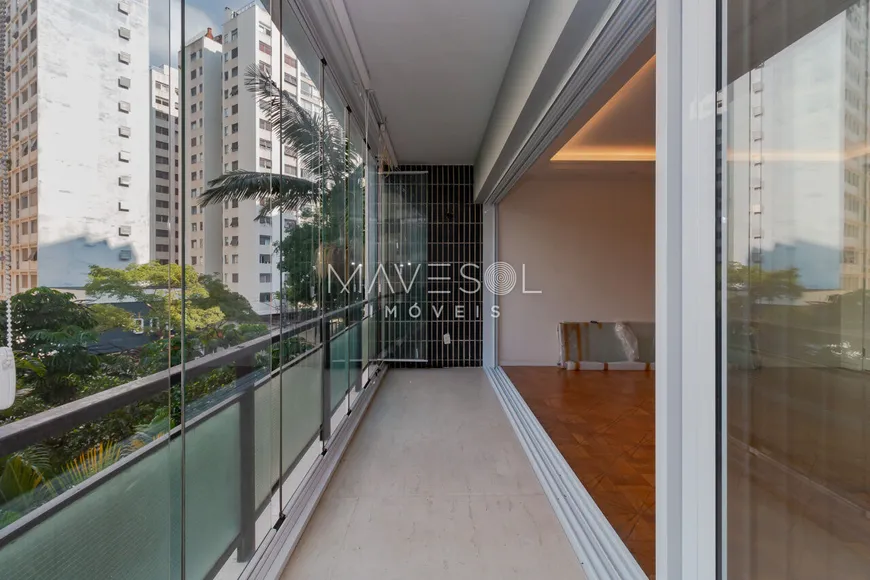 Foto 1 de Apartamento com 2 Quartos à venda, 180m² em Higienópolis, São Paulo