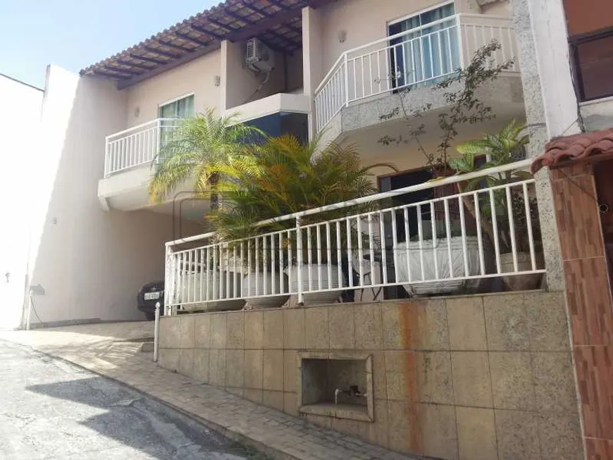 Foto 1 de Casa com 3 Quartos à venda, 210m² em Taquara, Rio de Janeiro