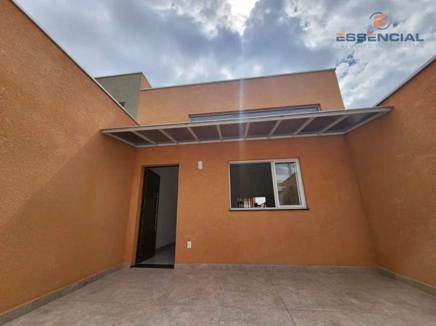 Foto 1 de Casa com 2 Quartos à venda, 80m² em Livia, Botucatu