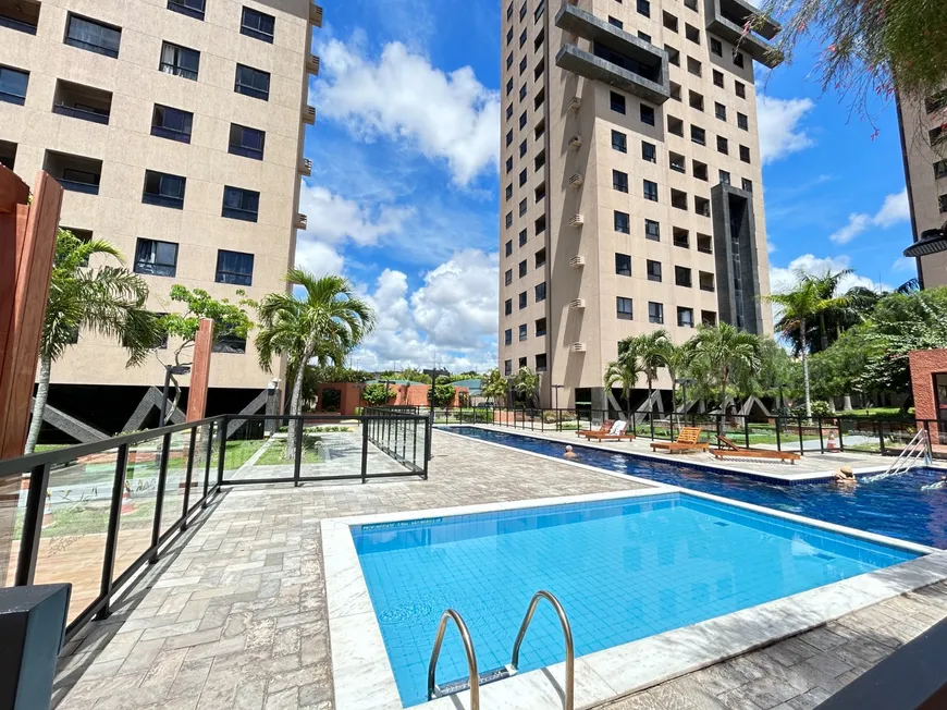 Foto 1 de Apartamento com 2 Quartos à venda, 57m² em Candelária, Natal