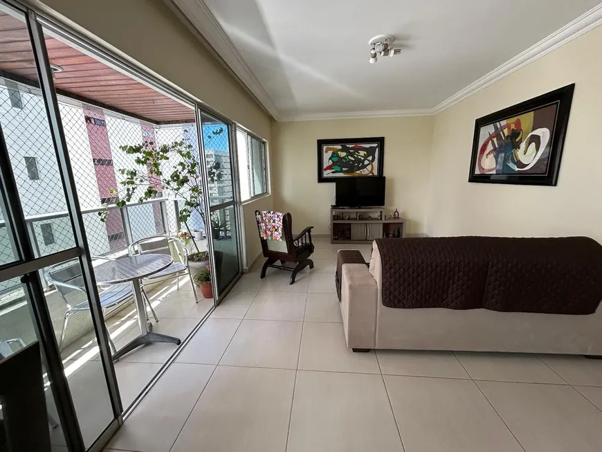 Foto 1 de Apartamento com 4 Quartos à venda, 160m² em Jaqueira, Recife