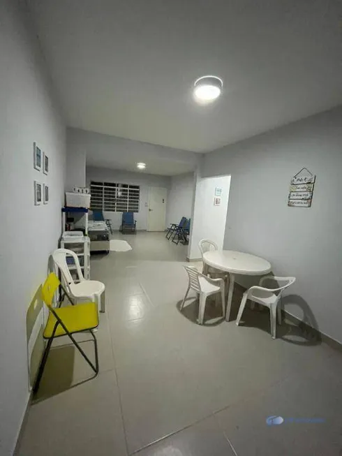 Foto 1 de Casa com 2 Quartos para venda ou aluguel, 132m² em Centro, Caraguatatuba