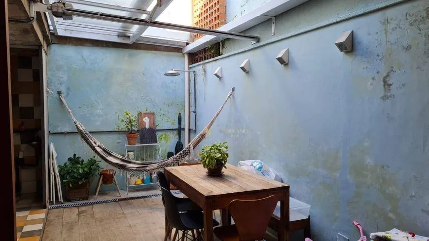 Foto 1 de Casa com 2 Quartos à venda, 137m² em Sumaré, São Paulo