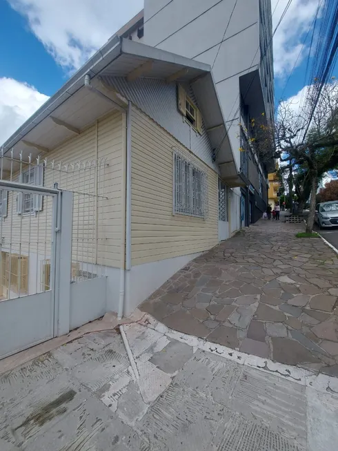 Foto 1 de Casa com 5 Quartos à venda, 237m² em Centro, Caxias do Sul