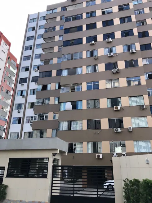 Foto 1 de Apartamento com 3 Quartos à venda, 120m² em Treze de Julho, Aracaju