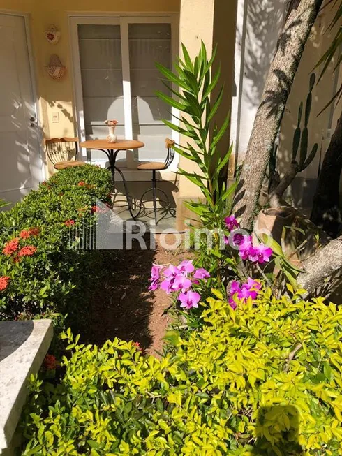 Foto 1 de Casa de Condomínio com 4 Quartos à venda, 175m² em Recreio Dos Bandeirantes, Rio de Janeiro