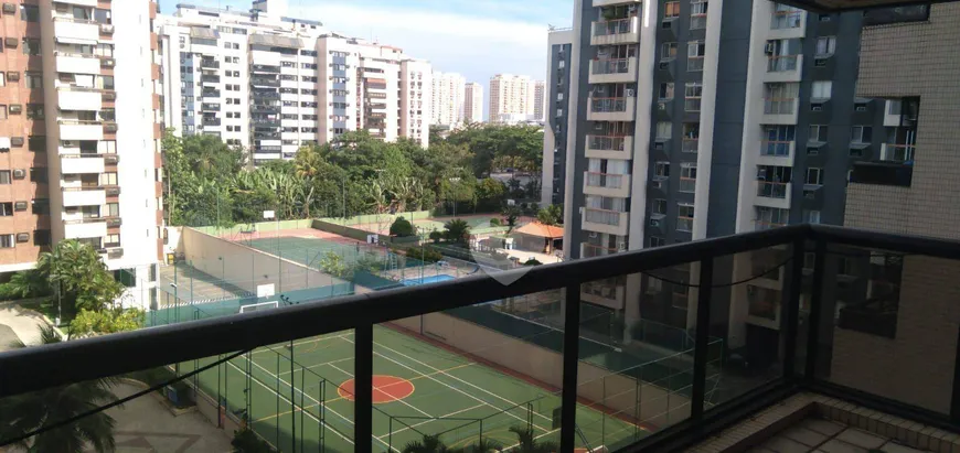 Foto 1 de Apartamento com 4 Quartos para venda ou aluguel, 132m² em Barra da Tijuca, Rio de Janeiro
