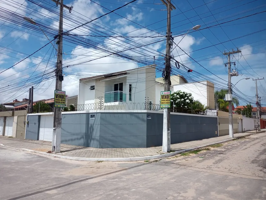 Foto 1 de Sobrado com 3 Quartos à venda, 180m² em Sapiranga, Fortaleza