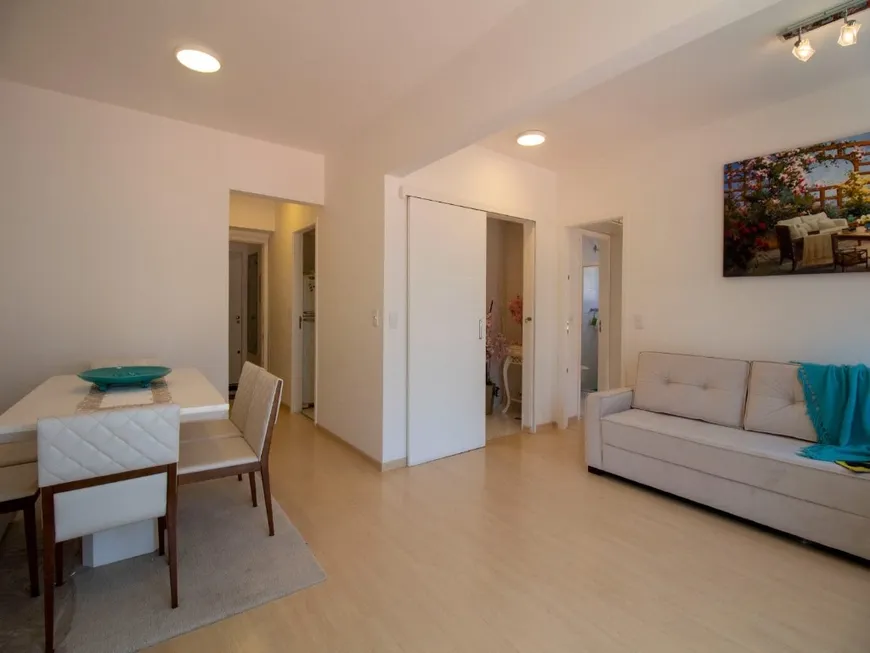 Foto 1 de Apartamento com 2 Quartos à venda, 64m² em Vila Olímpia, São Paulo