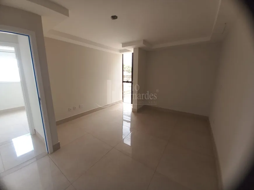 Foto 1 de Apartamento com 3 Quartos à venda, 90m² em Todos os Santos, Montes Claros