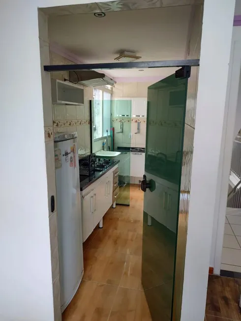 Foto 1 de Apartamento com 2 Quartos para alugar, 45m² em Jardim Limoeiro, Camaçari