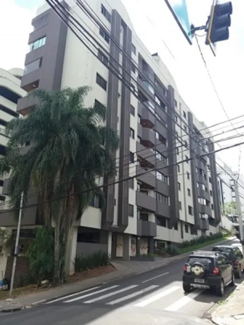 Foto 1 de Apartamento com 4 Quartos à venda, 240m² em Centro, Criciúma