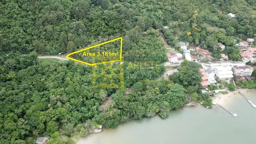 Foto 1 de Lote/Terreno à venda, 3161m² em Araçá, Porto Belo