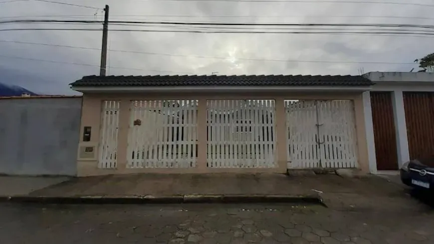 Foto 1 de Casa com 3 Quartos à venda, 84m² em Balneário Califórnia, Caraguatatuba