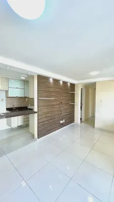 Foto 1 de Apartamento com 3 Quartos para alugar, 72m² em Buraquinho, Lauro de Freitas